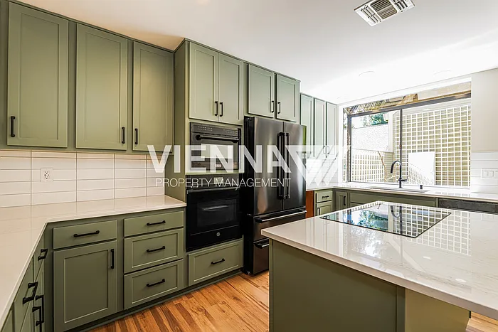 340 Wyndgate Rd — Photo 6