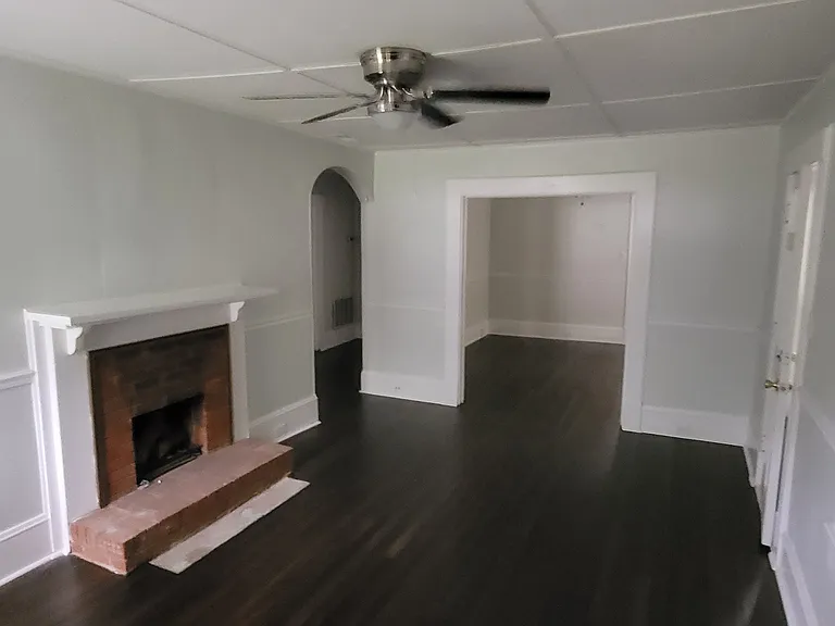 923 Rosewood Pl — Photo 8
