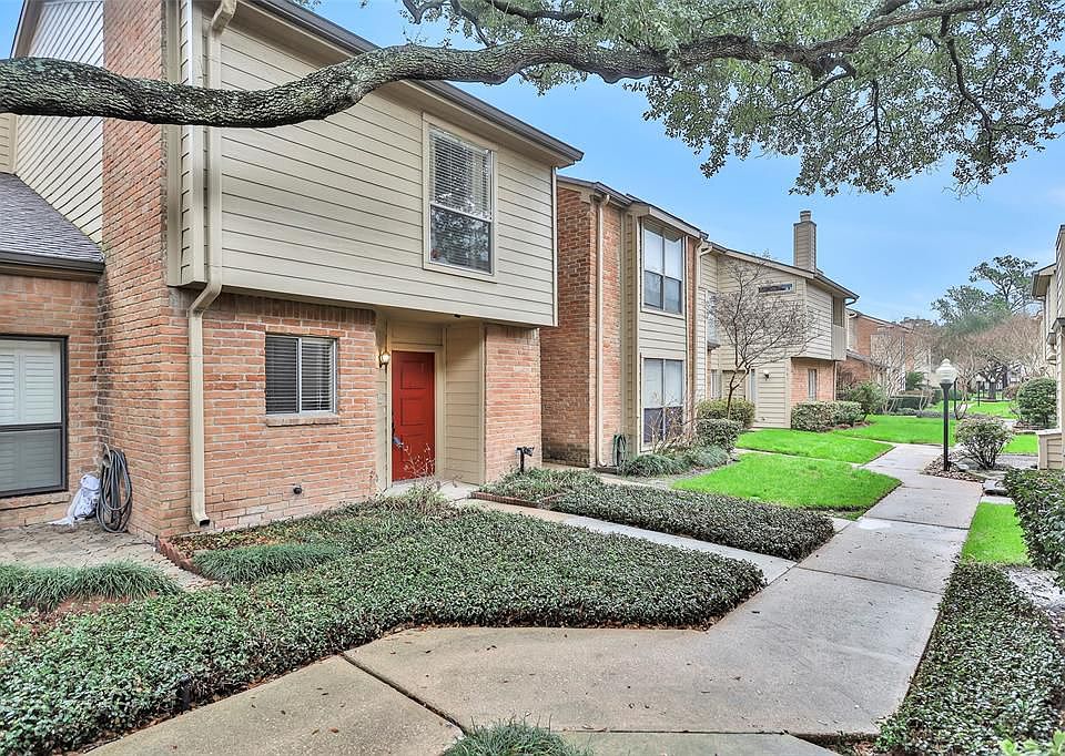 1st image of 938 Memorial Village Dr #39