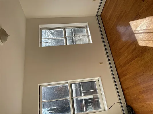 218 6th Street #FLOOR 3 in Historic Downtown, New Jersey