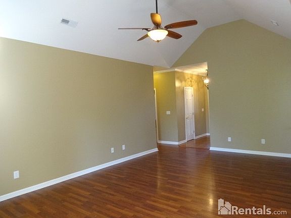 3rd image of 2303 Lismore Ct