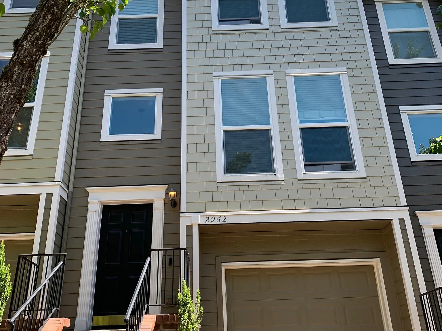 2962 NW Kennedy Ct — Photo 1