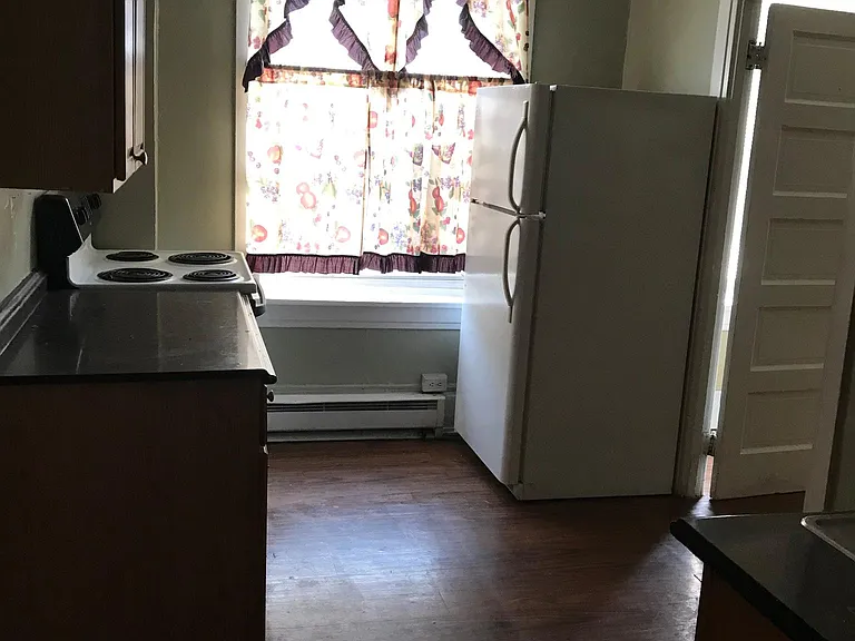 104 Schuylkill Ave — Photo 4