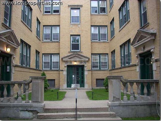 1st image of 5036 N Wolcott Ave APT 3