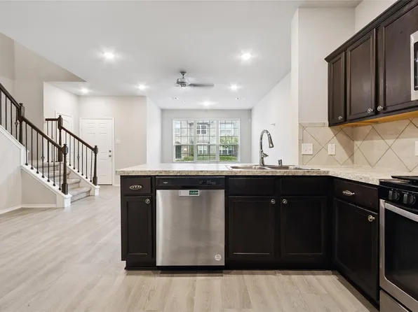 15806 Perthshire Creek Dr, Humble, TX 77346