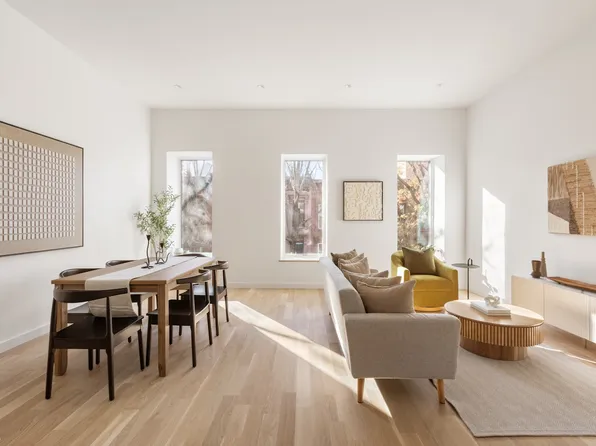 43 Saint Marks Place image 1 of 11