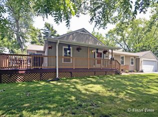 314 Crystal Lake Rd, Lake In The Hills, IL 60156