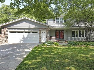 2190 Elmridge Dr NW, Grand Rapids, MI