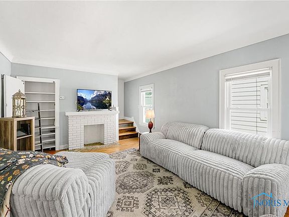 3rd image of 4523 N Haven Ave