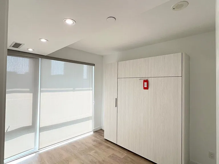 501 Yonge St #1001 — Photo 8