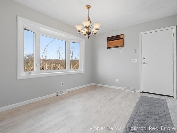 4th image of 21125 Swafford Rd