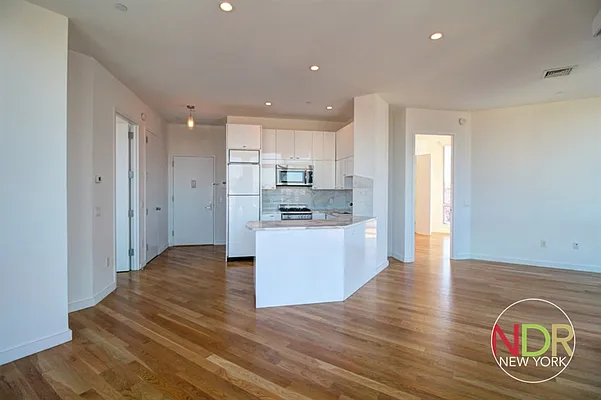 Rented by Next Door Realty NYC | media 29