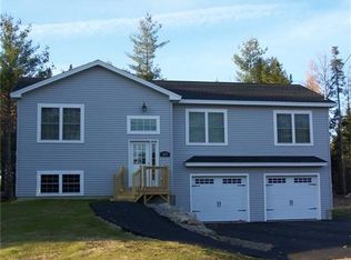 225 Partridge Dr, Hermon, ME 04401