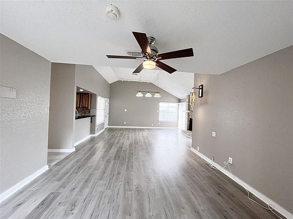 3rd image of 12819 Ashford Knoll Dr