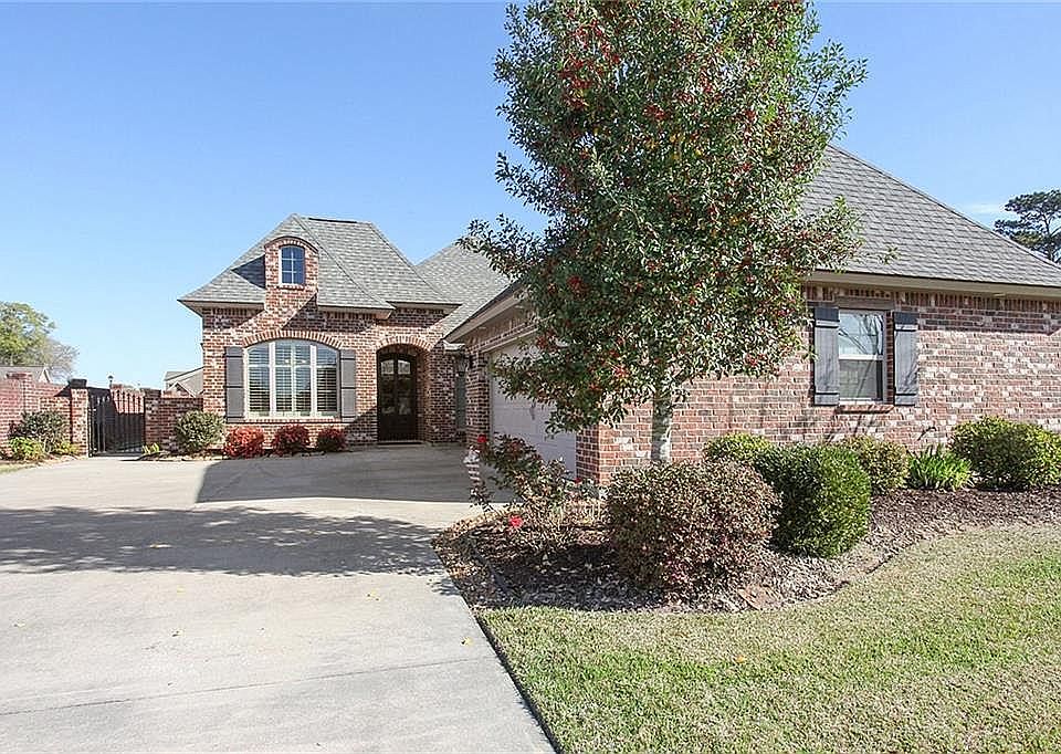 1st image of 1064 Richmond Cir
