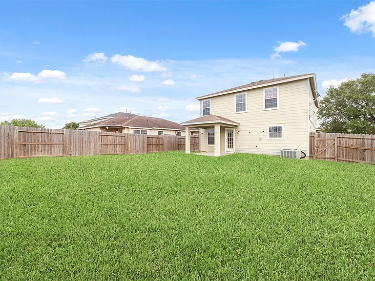 21311 Shadow River Ln — Photo 5