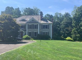 68 Ludlowe Rd, New Canaan, CT 06840