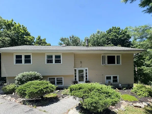 30 Laura Rd, Monroe, NY 10950