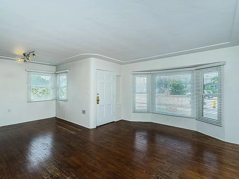 1805 Reed Ave — Photo 5
