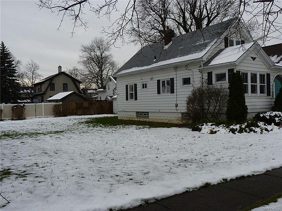 2nd image of 579 E Schenck St