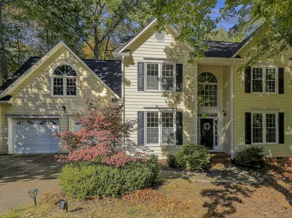 9 Montcrest Dr, Durham, NC 27713
