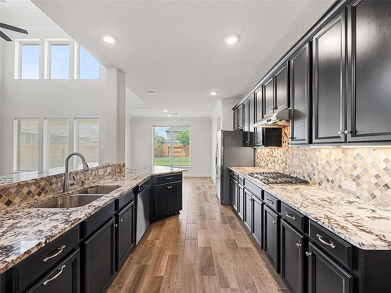 19430 Canter Field Ct — Photo 7