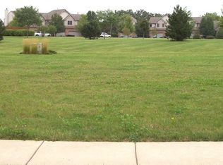 1037 Inverness Dr, Antioch, IL 60002