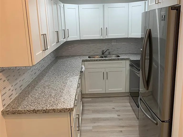 5838 SW 74th Ter #118 — Photo 8