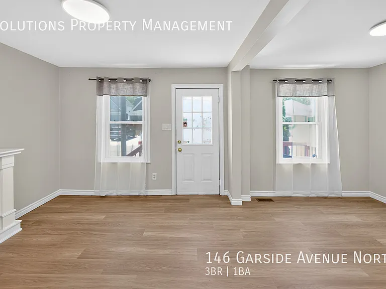 146 Garside Ave N — Photo 4