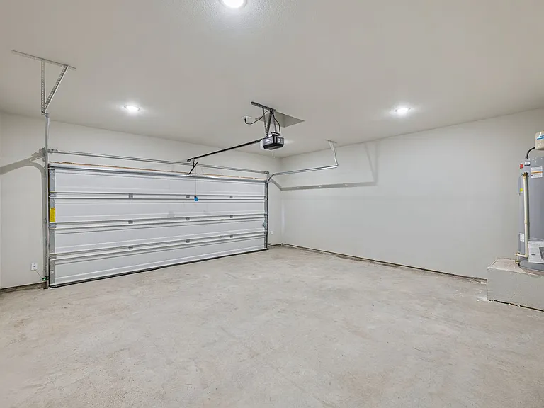 4265 Clovis Ct — Photo 24