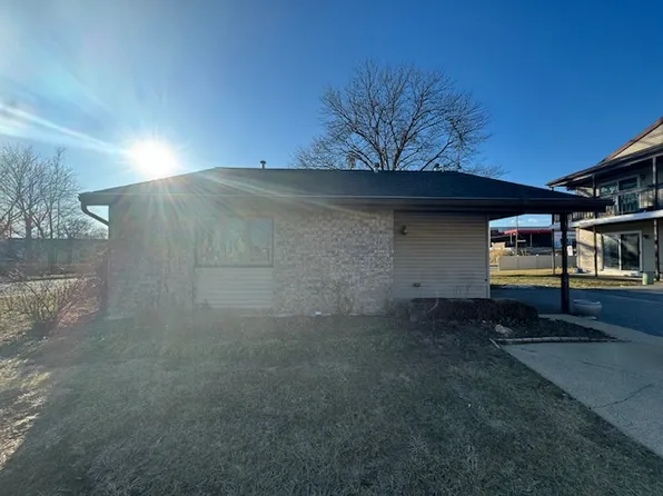 371 Greenland Dr, Lancaster, PA 17602