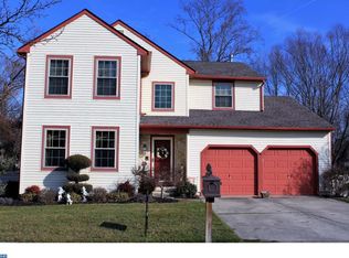 16 Brookview Dr, Mantua, NJ 08051