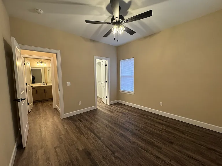 1308 Jackson Ave — Photo 11