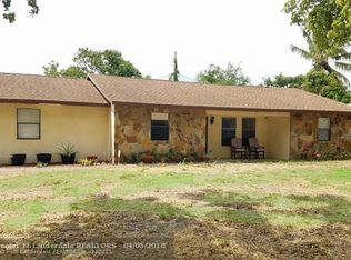 350 NW 22nd St, Boca Raton, FL 33431