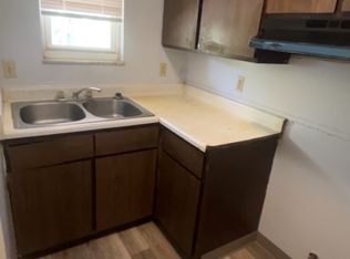 1646 E Weber Rd #D, Columbus, OH 43211