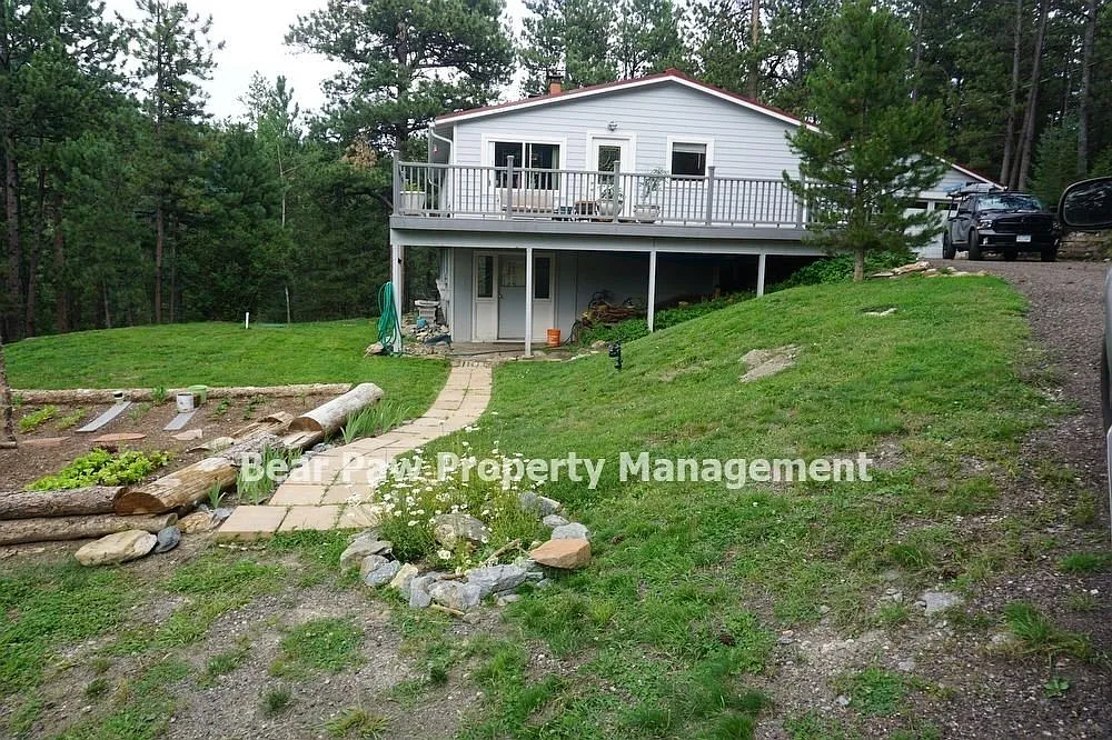 4 bed, 2.0 bath, $3,500 — Photo 1