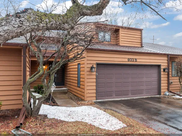 933 E Windfield Pl APT B, Appleton, WI 54911