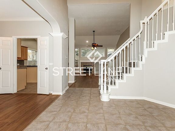 2nd image of 8947 Eastcove Cir