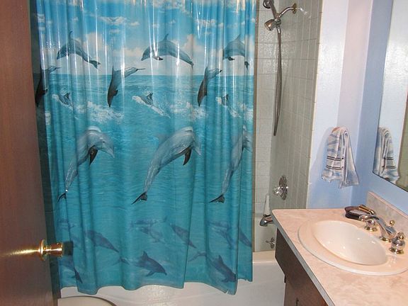 main floor full bath