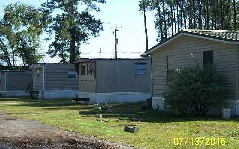 1st image of 136 SE Joiner Ct