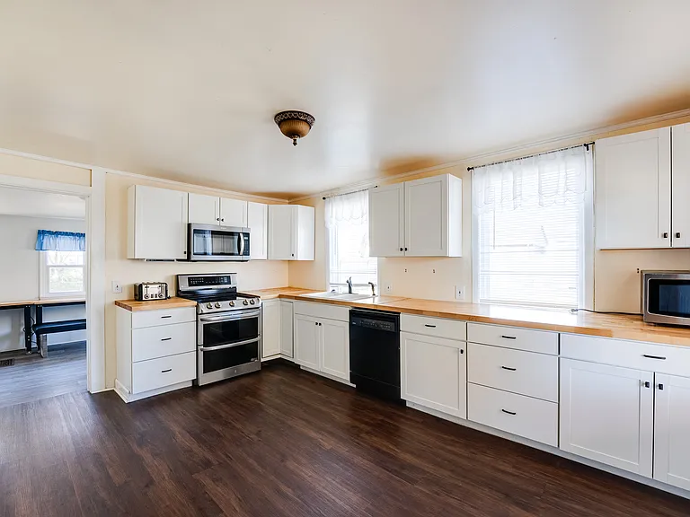 800 Miami St — Photo 10