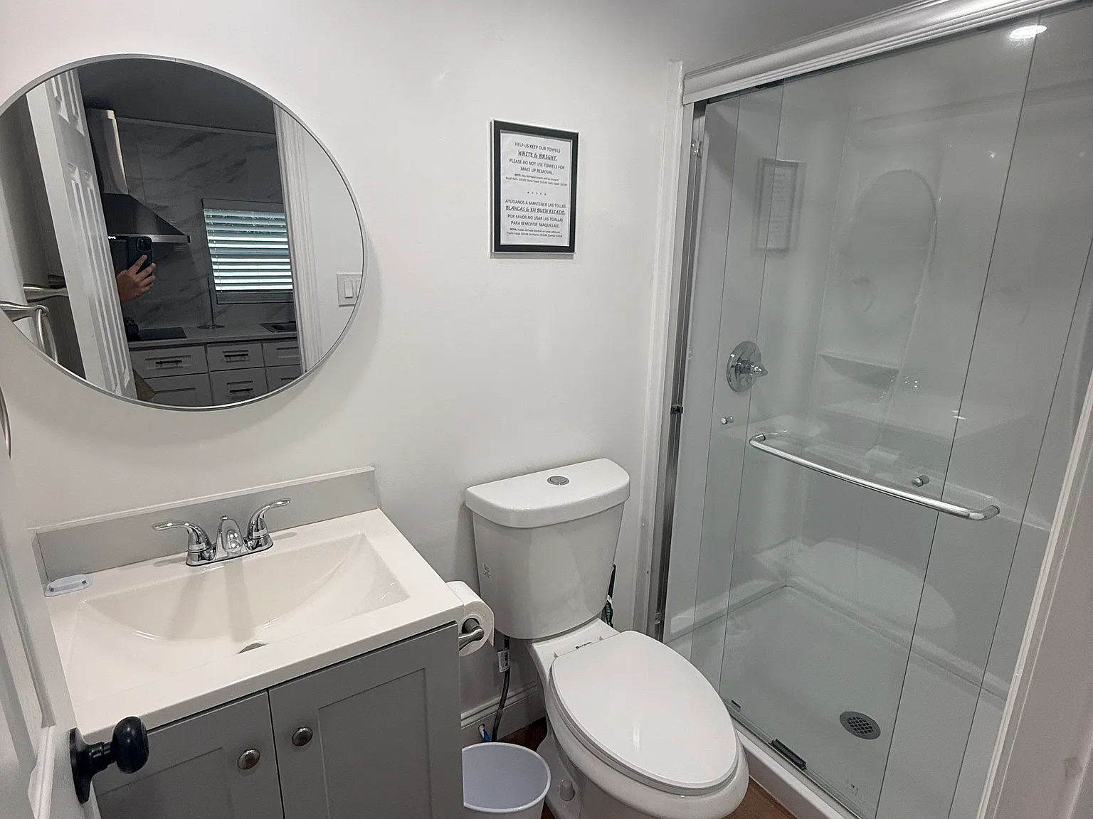 1 bed, 300 sqft, $1,200 — Photo 4