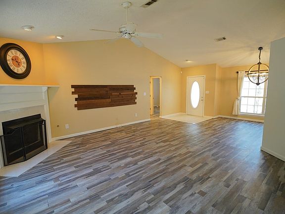5th image of 3108 McCord Blvd