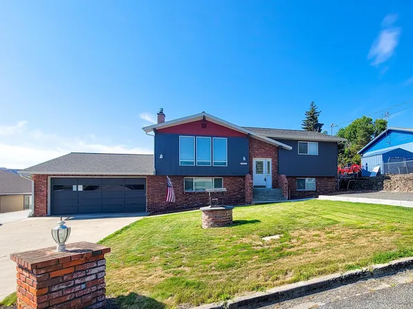 1111 21st Ave, Clarkston, WA 99403