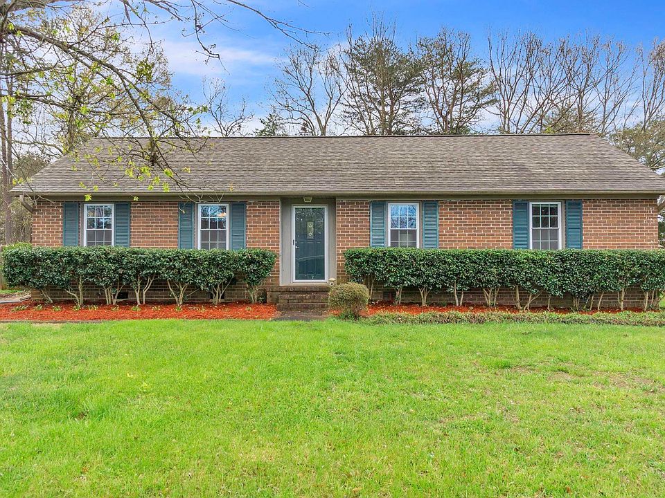 1st image of 16 Berea Forest Cir