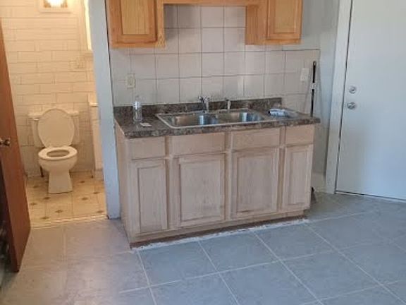 2nd image of 2319 S 17th St