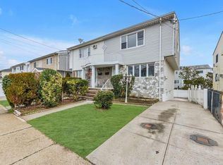 14585 224th St, Springfield Gardens, NY 11413