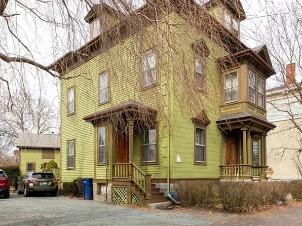 396 Essex St #3, Salem, MA 01970