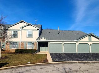 1577 Stonehill Ct APT A, Wheaton, IL 60189