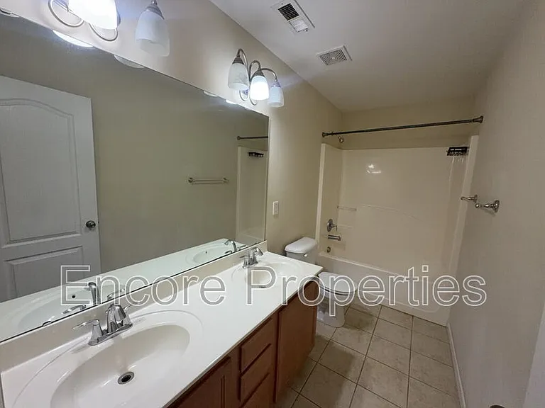 1040 Pueblo Ridge Pl — Photo 19